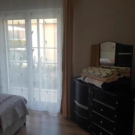 Central Duplex With Garden In Appartement *