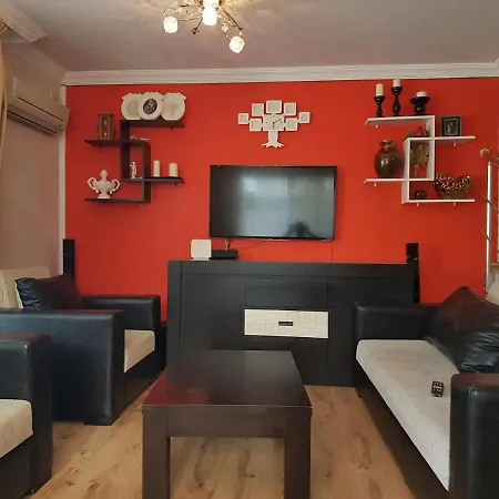 Central Duplex With Garden In 아파트 Çeşme